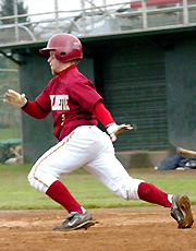 Linfield Wins Suspended Game, Sweeps Doubleheader
