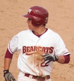 Puget Sound Defeats Willamette in Both Games of Doubleheader