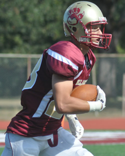 Giza Chosen as NWC Special Teams Student-Athlete of the Week