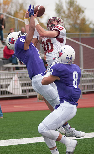 Bearcats Set to Play First Place Boxers in NWC Battle