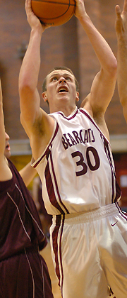 Pacific Shoots 61.9% in Second Half to Defeat Willamette, 70-62