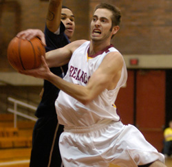 Whitman Shoots 63.3%, Hits 17 Three-Pointers in Win over Willamette