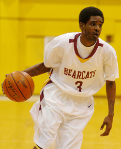 Bearcats Fall to Western Oregon in Championship Game of Capital City Classic, 96-73