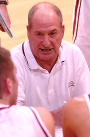 Willamette to Dedicate Gordie James Court on Saturday, Nov. 20