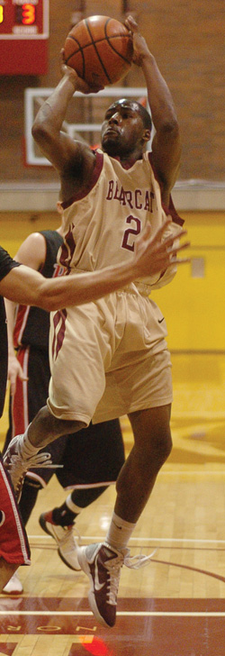 Mounts and Malley Lead  the Way as Willamette Defeats Linfield, 83-78