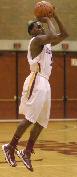 Willamette to Battle Nationally Ranked Pirates, Take on Missionaries