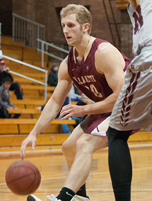 Dubuque Remains Undefeated with 83-60 Win over Willamette