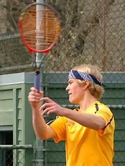 Willamette Loses to Linfield, 6-3