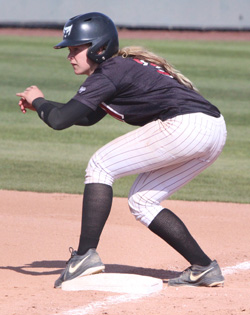 Redlands, Ranked #21, Sweeps Twinbill after Edging Bearcats 4-3 in First Game