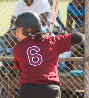 Pacific Lutheran Rallies for Two Wins versus Bearcats, 4-3 and 7-6