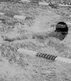 Willamette Swimmers Participate in Hour of Power