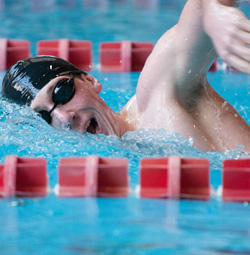Boxers Defeat Bearcats in NWC Swimming