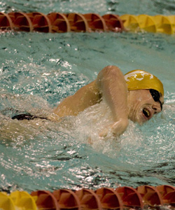 Bearcat Men, Lewis & Clark Women, Win in Swimming