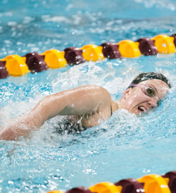 Bearcat Women Edge Linfield 102-101, while Willamette Men Win 119-69