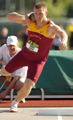 Oppat Wins Shot Put at Oregon Preview