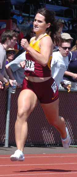 Dinsmore Takes Fourth in 100-Meter and 200-Meter Dashes at Oregon Twilight