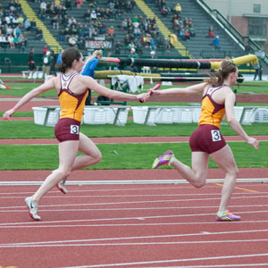 Bearcats are 4th in Women's 4 x 100, 5th in Men's 4 x 100, at Oregon Preview