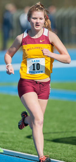 Ostrander Runs 11:02.01 in Steeplechase to Reach #18 on National List