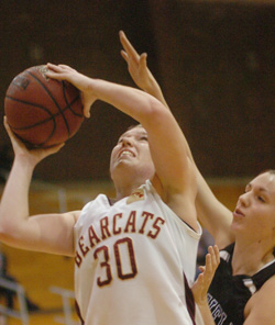 Johnson and Wales Downs Willamette, 85-75, behind 33 Points from Durkin