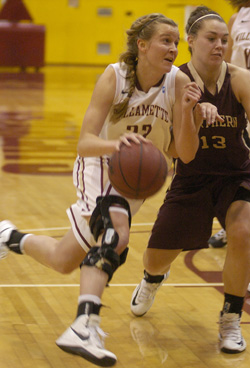 George Fox Breaks Open Close Game, Downs Willamette, 68-55