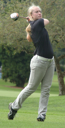 Bearcats are in Third Place in Women's Golf as NWC Tournament Starts