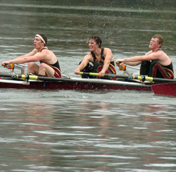 Willamette Rowing Battles Rivals at Portland Fall Classic