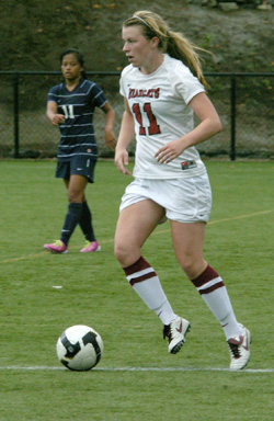 Willamette Rolls Past Pacific Lutheran, 5-1