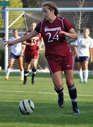 Regals Edge Bearcats, 1-0, in Women's Soccer