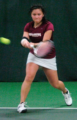 Willamette Battles Past Lewis & Clark, 6-3