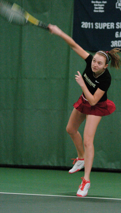 Missionaries Down Bearcats, 8-1, in Women's Tennis
