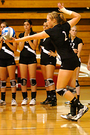 Loggers Defeat Bearcats, 3-0