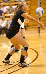 Pomona-Pitzer Holds Off Willamette's Comeback as Sagehens Win, 3-2