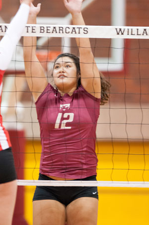 Lewis & Clark Earns 47 Kills to Defeat Bearcats, 3-0, in Volleyball