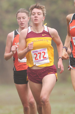 Willamette Hosts Oak Knoll Loop Run
